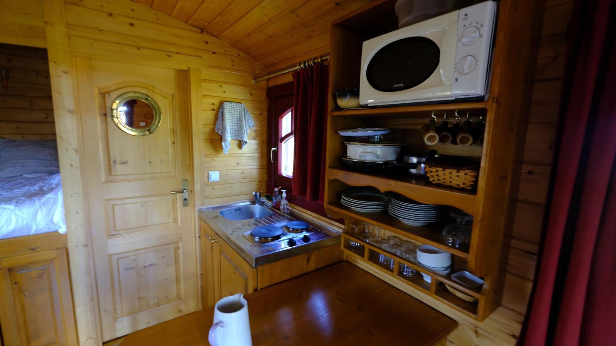 Les Roulottes De La Ferme Des Chanaux Saint-Julien-d'Ance Екстериор снимка